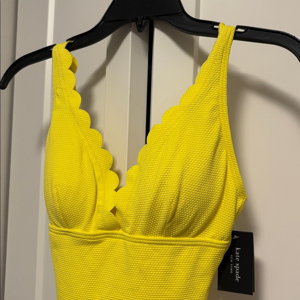 NWT [kate spade] Scalloped Plunge One Piece Swimsuit Cadmium Yellow Women’s XS - Picture 6 of 10